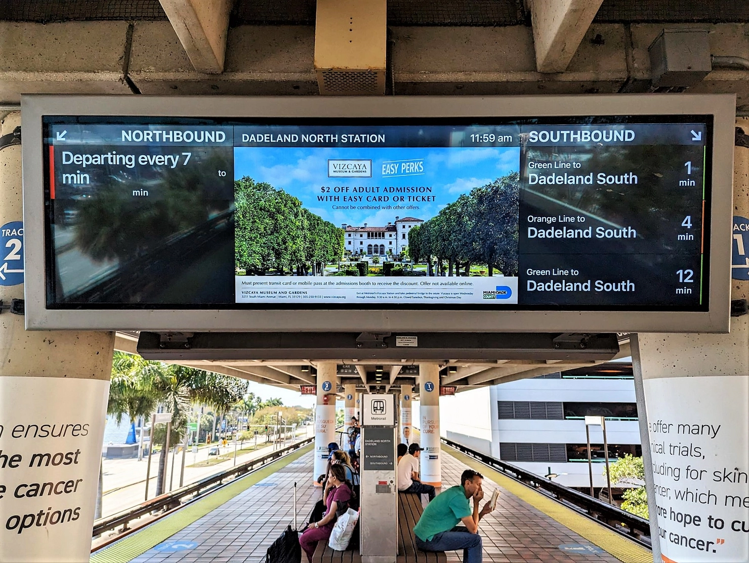 metro-miami-fl-us-outfront-dade-metro-rail-vizcaya-dadeland-north.webp