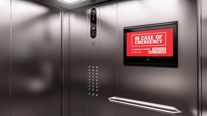 Wayfinding Deployment: Industrial Display Strategy