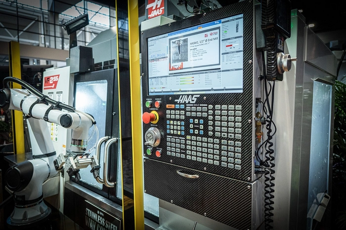 CNC_Machine_Controller.webp